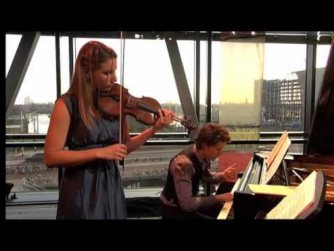 Rosanne Philippens Yuri van Nieuwkerk - Maurice Ravel: sonata for violin and piano - Blues