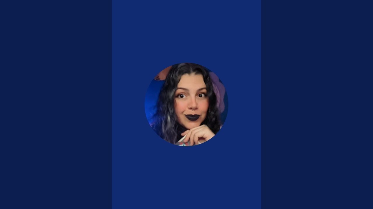 Pergunte ao tarô pelos olhos de Poly' Barux!