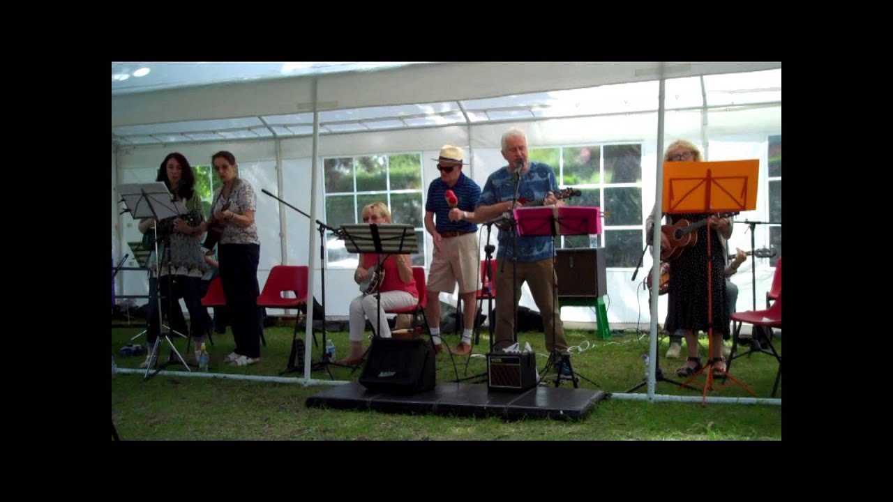 Wymeswold Ukulele Band - all around my hat