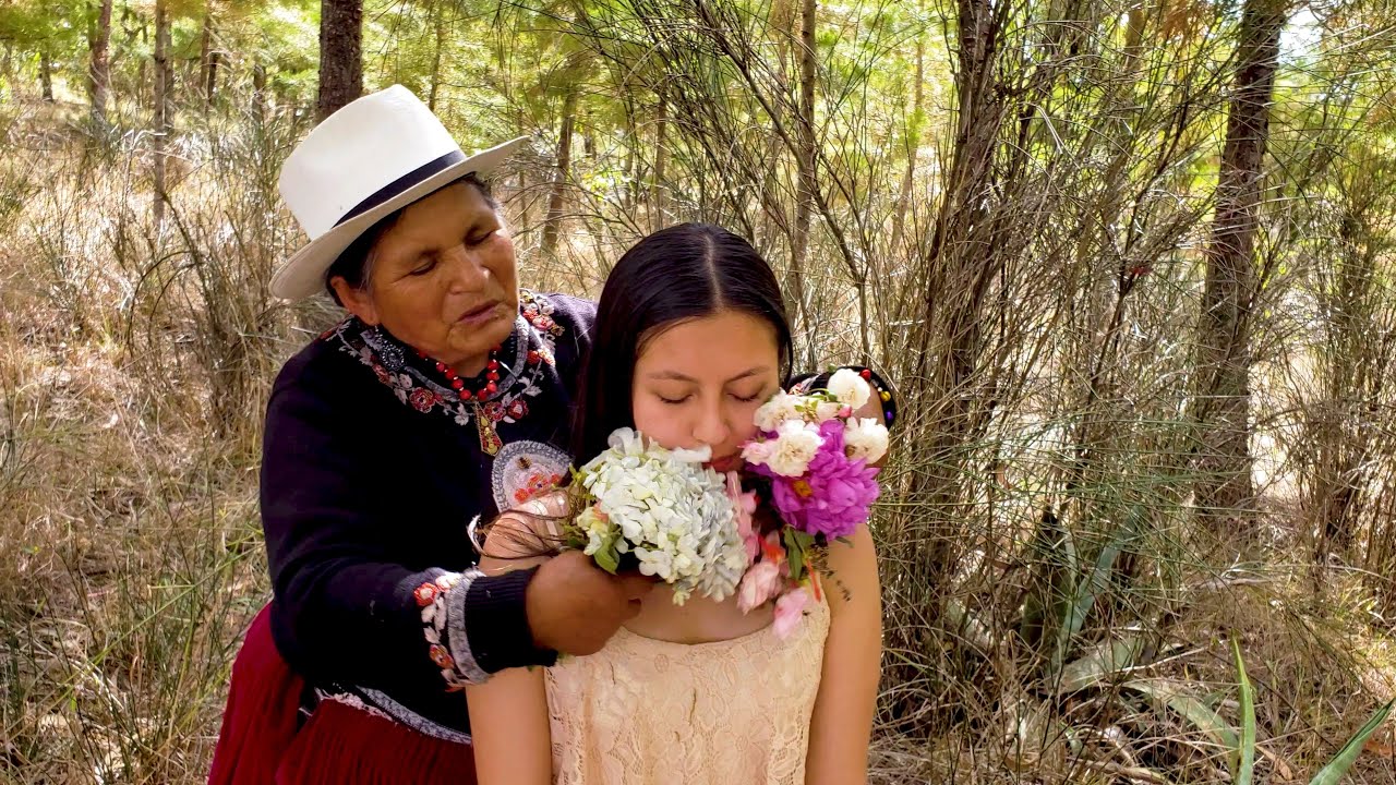 YACHAK ROSITA MARIA SOFT SPIRITUAL  CLEANSING WITH FLOWERS , CREOLE EGGS AND SOFT SOUNDS.