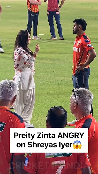 OMG PREITY ZINTA GOT ANGRY ON SHREYAS IYER AFTER LOSS 😱 #prietyzinta #SHREYASIYER #msdhoni