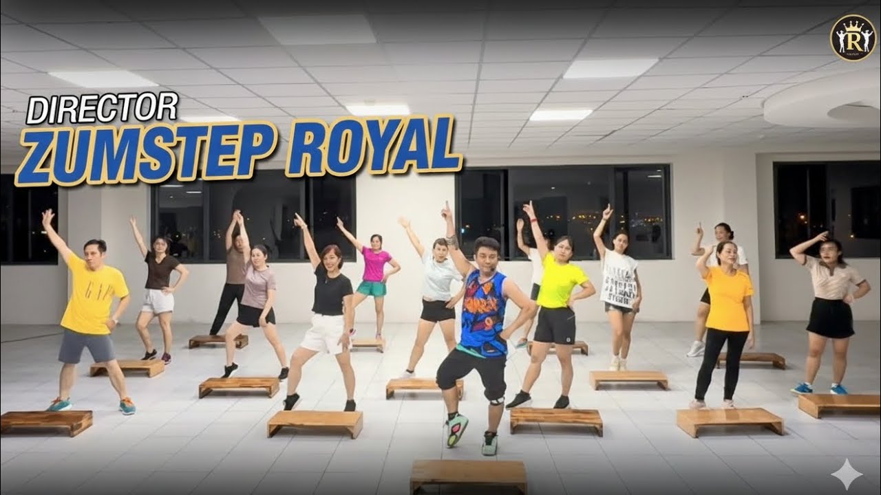 Director - Minh Hằng - ZumStep Royal