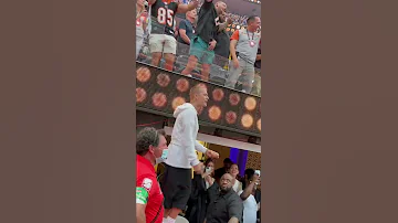 Justin Bieber Enjoying Eminem Super Bowl LVI Sblvi Pepsihalftime Justinbieber Eminem La 