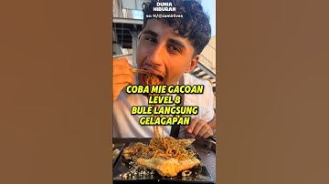 Coba Mie Gacoan Level 8, Bule Langsung Gelagapan #bule #reaksibule #shorts