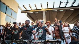 Enoo napa Feat. Zipho - High In Your Love (TECHNO-2220)