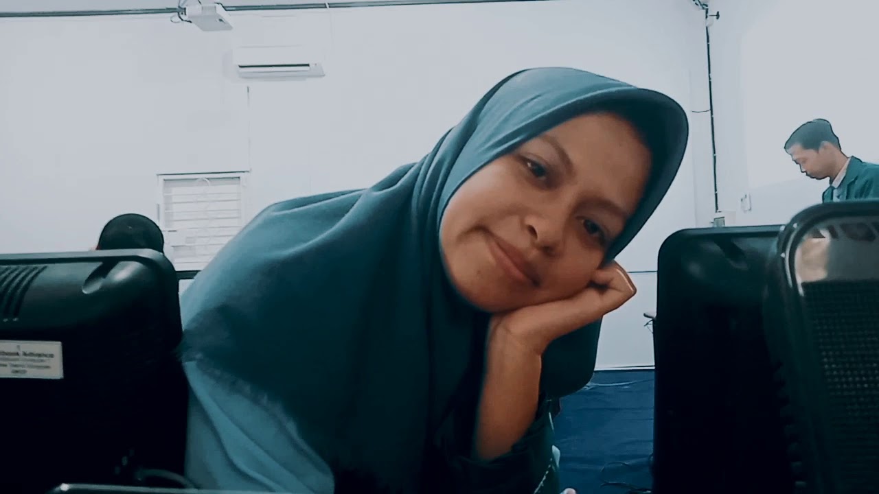 Mahasiswa atau Anak Kuliah? - YouTube