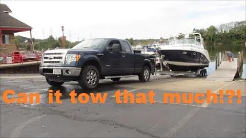 EcoBoost Towing 10,000 LB 32' Rinker 280 Boat