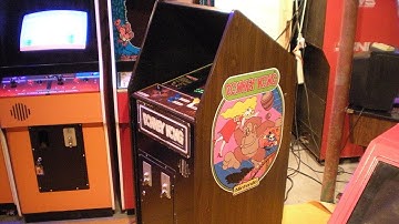 Added Donkey Kong Side Art to my Cabaret