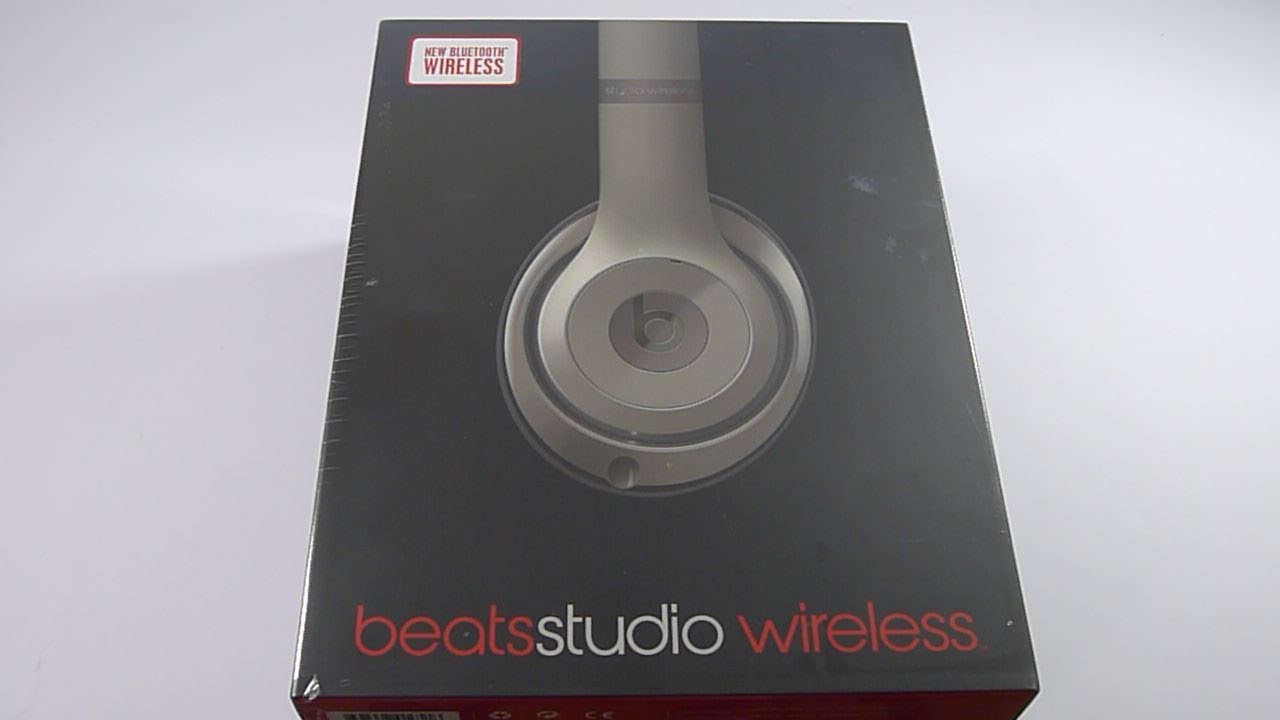 Beats Wireless Studio in Titanium 