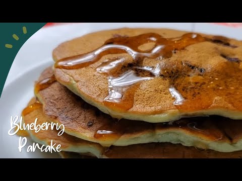 Video: Paano Gumawa Ng Masarap Na Pancake Ng Mansanas At Blueberry Oat