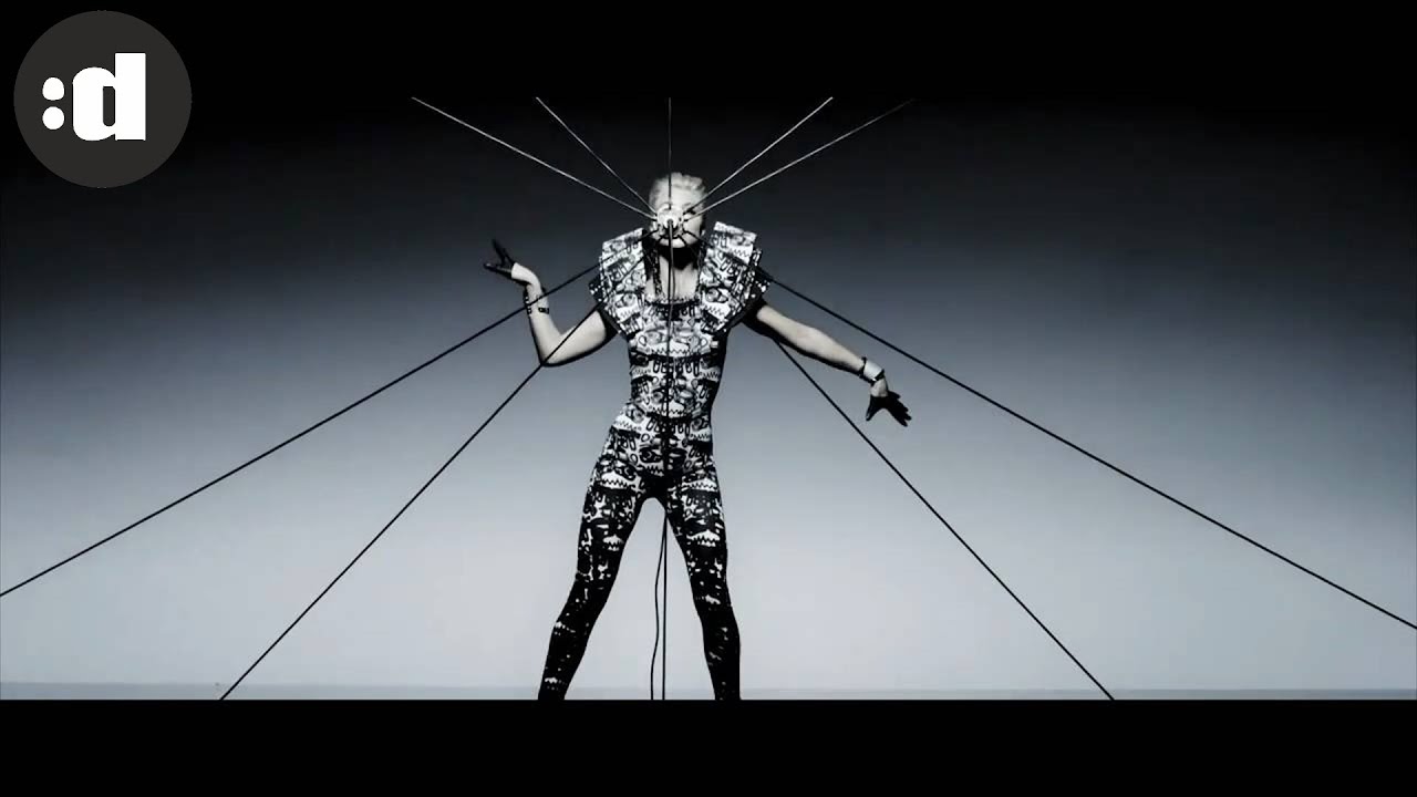 Morten Breum - Every Time (You Look At Me) (feat. Sisse Marie) (Official Video) akkorde