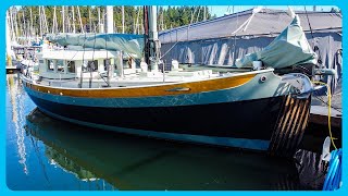 The Most SHOCKINGLY Beautiful 37' DREAM YACHT I've Ever Been Aboard [Full Tour] Learning the Lines