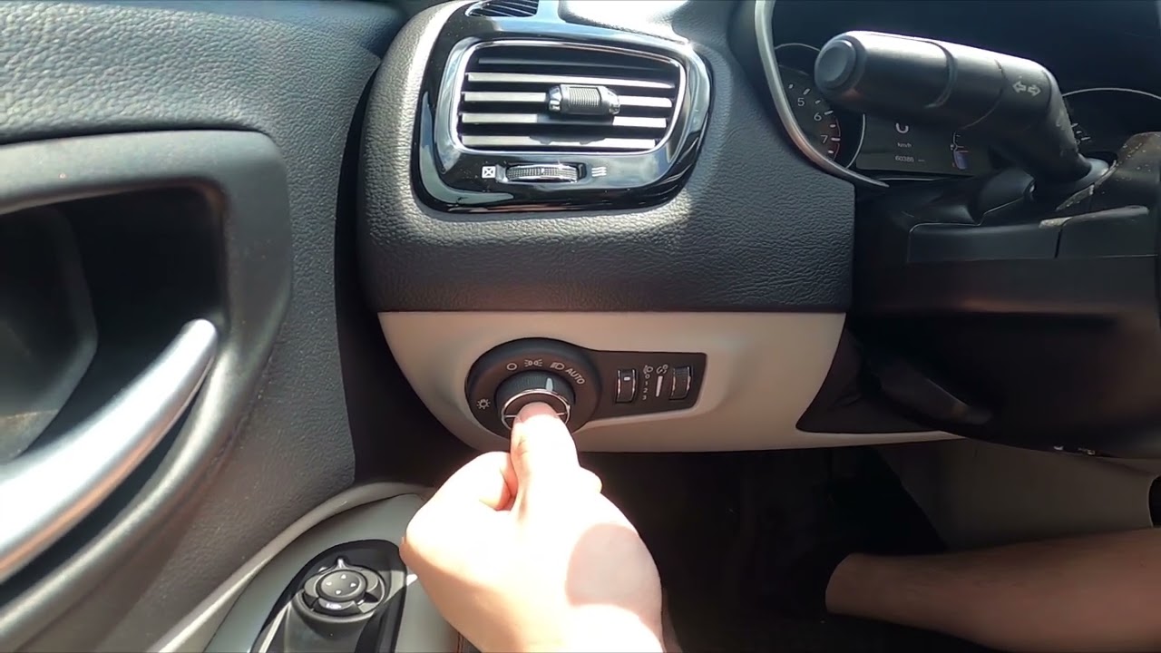 How to Enable or Disable Front Anti-Fog Lights in Jeep Compass II ( 2017 - now ) - Use AntiFog Light