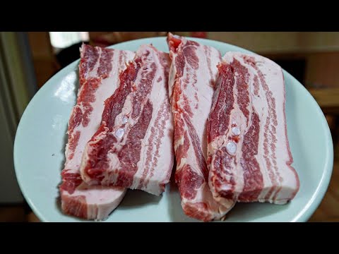 집 앞에 있으면 99% 확률로 단골되는 미친 더덕 삼겹살 맛집(충주에 맛집 없다고 한사람 딱 대..)