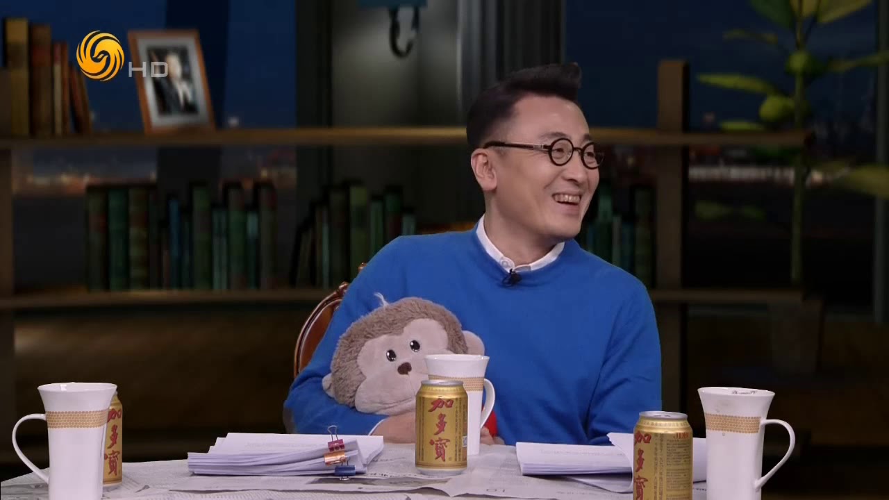锵锵三人行20160229 物理学家：民科精神可嘉但脑子有问题 - YouTube