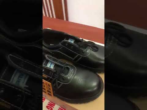Video GIÀY BẢO HỘ ĐẾ THÉP MŨI THÉP SAMI 20 #short - youtube