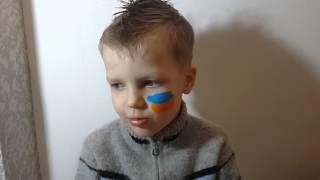Мальчик 6 лет говорит о Мальчик 6 лет говорит о