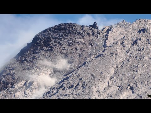 MERAPI ERUPSI HARI INI MASIH SEMBURKAN LAVA, WISATA MERAPI RAME