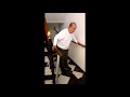 Fisioterapia casera: Movilidad en barras paralelas y silla