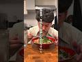 独身男、まいばすのサラダを使って冷やし蕎麦で飲む