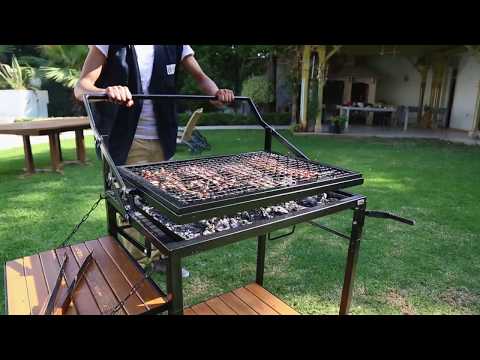 Vidéo: Brazier Forester: Modèles De Barbecue Fixes Avec Pieds Rouges, Options Avec Cadre Et étagère Pour La Rue, Avis Du Propriétaire