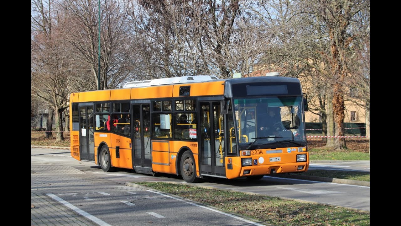 Bredamenarinibus M221U (ACTV Venezia 233)
