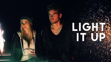 TOPIC - LIGHT IT UP feat. Jona Selle (OFFICIAL VIDEO)