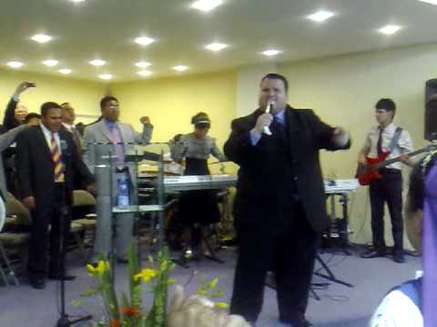 Centro Pentecostal. Marcos Drost culto de dedicaci...