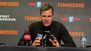 видео: Игрок Duke HC Джон Шайер РЕАКТИРУЕТ победу над баскетбольной командой Теннесси в воскресном выста... картинка: Игрок Duke HC Джон Шайер РЕАКТИРУЕТ победу над баскетбольной командой Теннесси в воскресном выста...