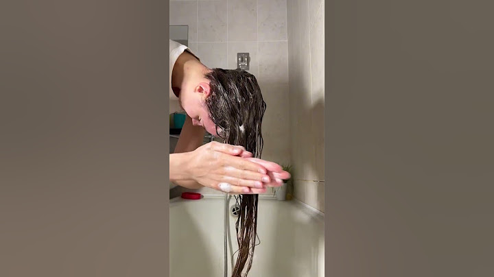 She found something incredible in her hair 😱