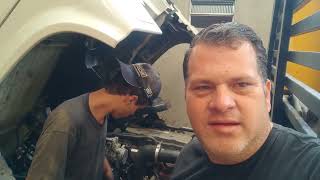 installing air assist kit on the Volks 9-150 Cummins ISB truck 😃