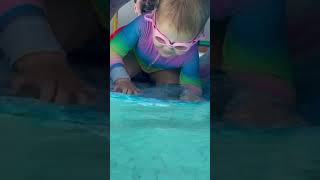 How To Teach A Toddler To Swim #toddler #swimming #pool #learntoswim #swimminglessons #swim