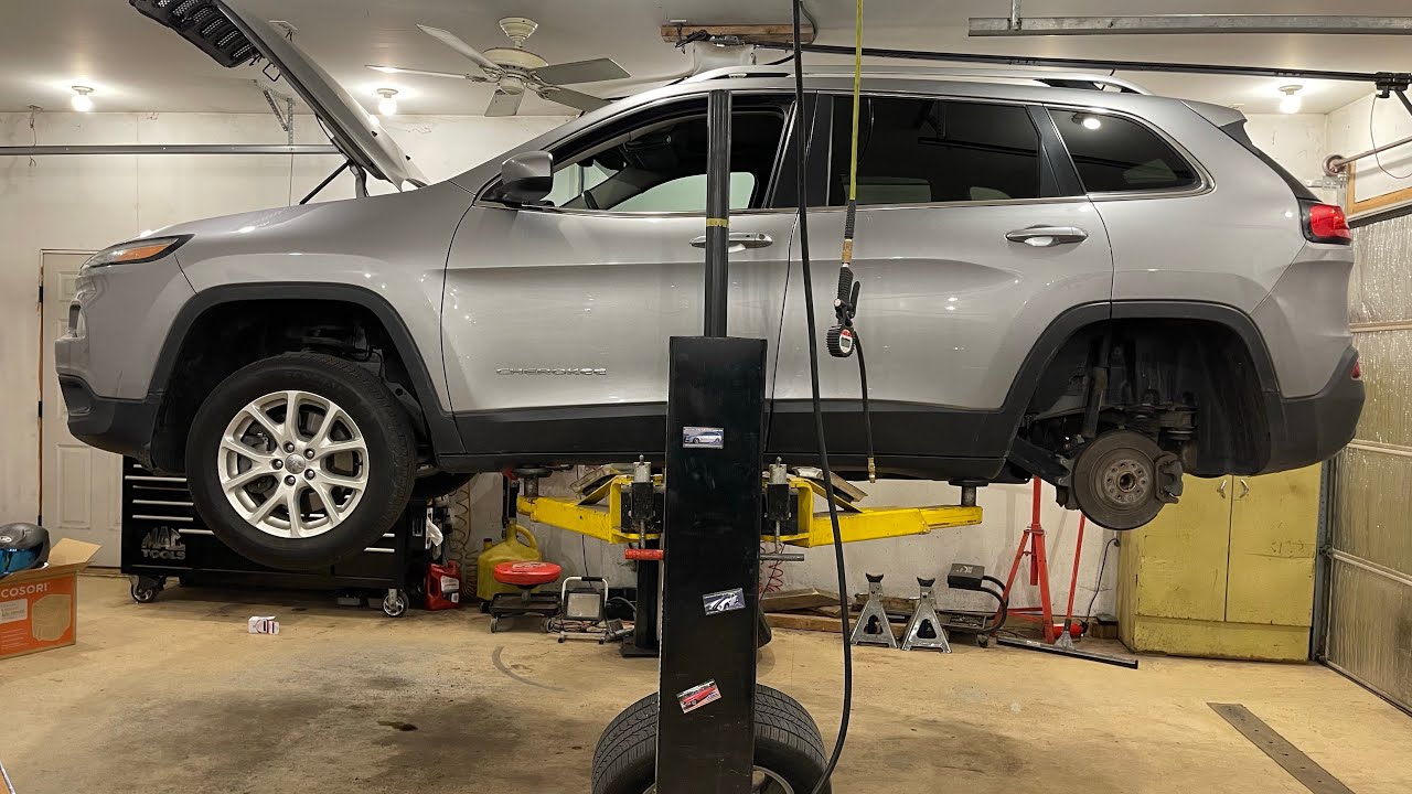 2014-2019 Jeep Cherokee rear shock replacement - YouTube