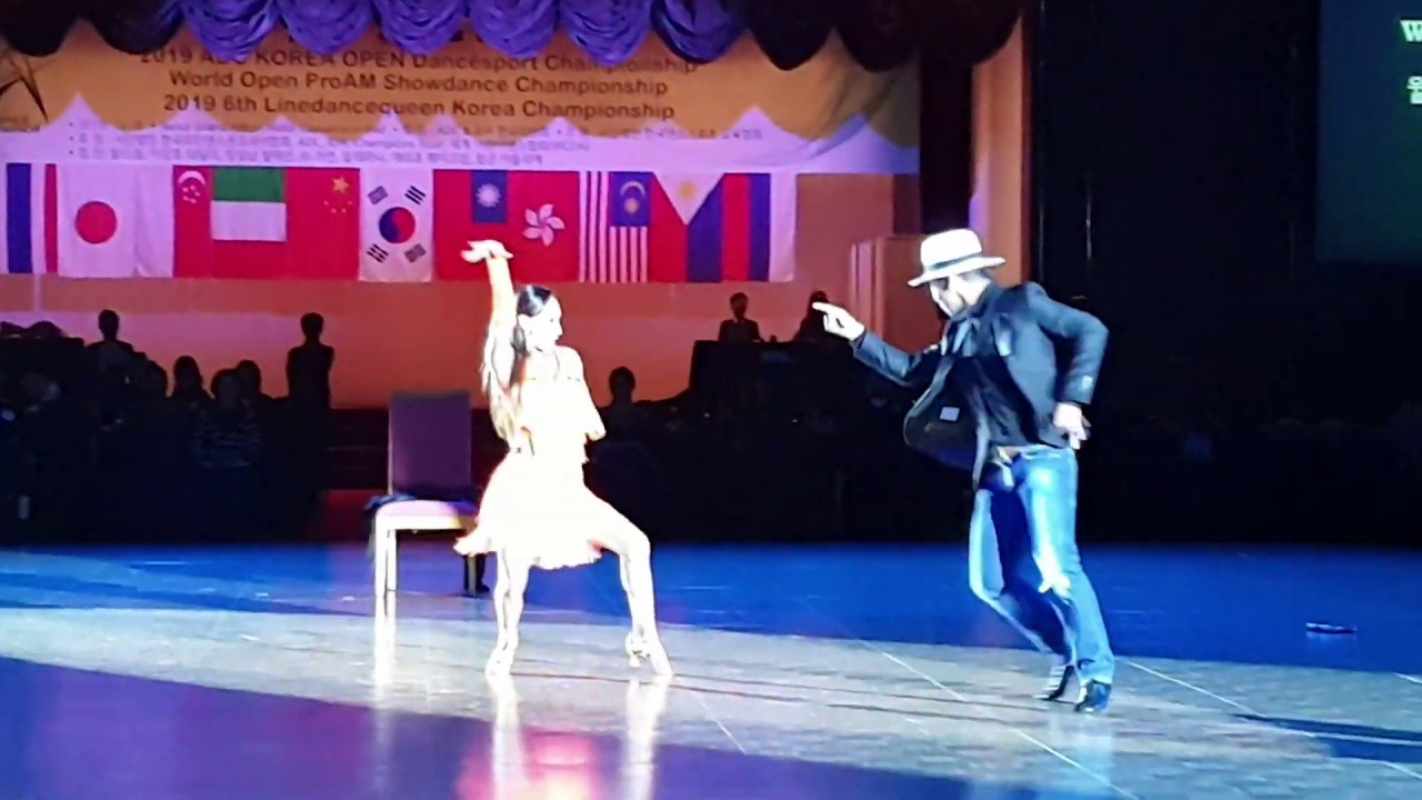 2019.12.8 월드 오픈 프로암 쑈댄스 1위. 용쌤&최현아회원 상금 US$ 1000