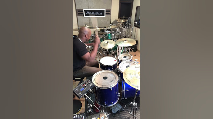 #Shorts Um groovão de tirar o fôlego, quase morrir tocando esse groove😂😂😂