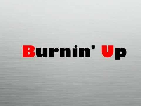 Jonas Brothers - Burnin' Up (Lyrics Video)