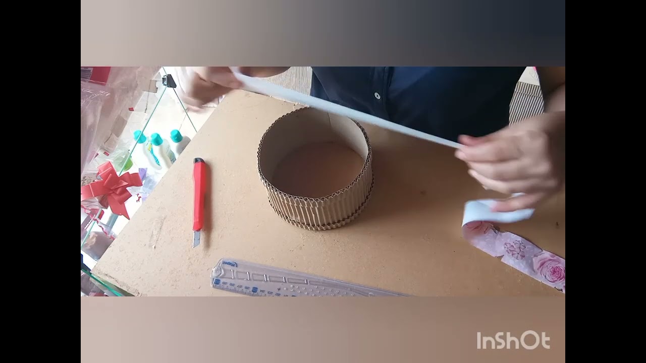 DECORANDO CESTA COM SACO DE PRESENTE!😉