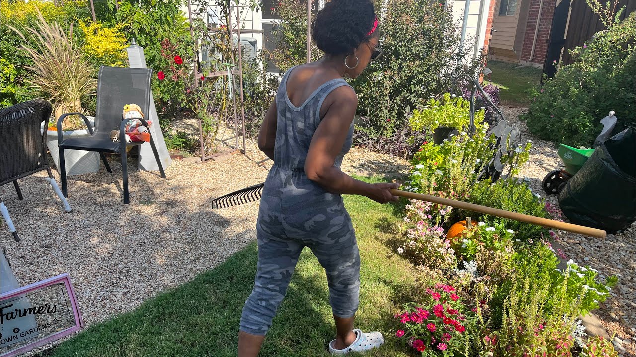 Cutting Bermuda Grass Leaf Cleanup And Fall Prep YouTube Cutting Bermuda Grass Leaf Cleanup And Fall Prep YouTube