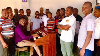 Baraka Thomas Mashibe & St. Charles Lwanga Major Seminary Choir - Segerea (Nitume Bwana)