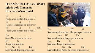 Video thumbnail of "Letanías De los Santos (Acordes y letra) - Coro de la Unidad Educativa Cristo Rey"