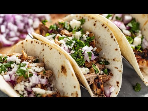 how-to-make-garlic-lime-grilled-chicken-tacos