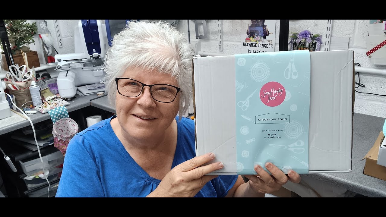 Sew Unique Episode 98 Sewhaleyjane Subscription Box Unboxing - YouTube