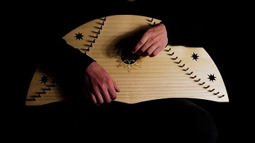 Gusli / Psaltery helmet style