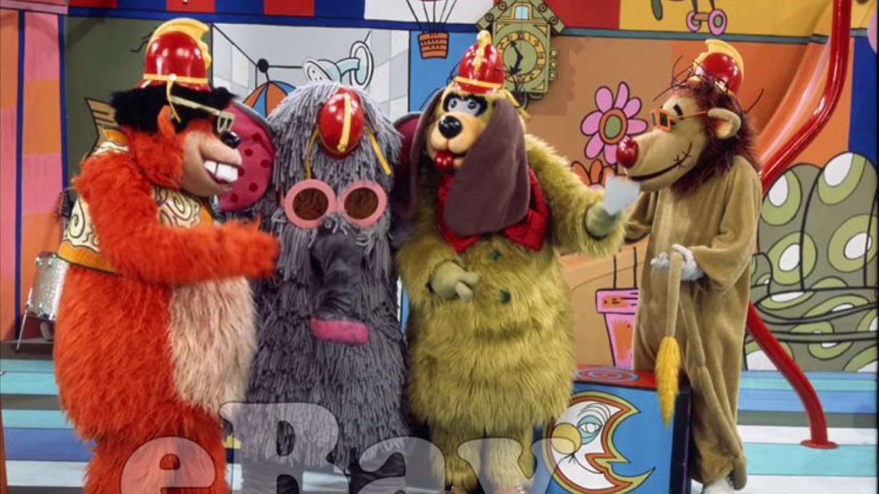 The banana splits pictures in making of the show - YouTube