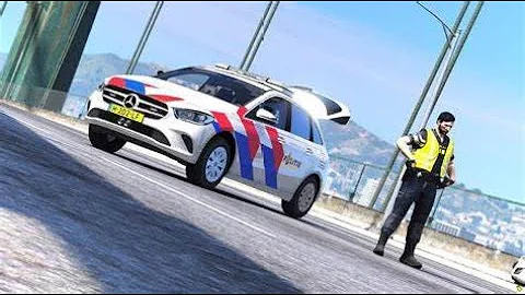 ??LIVE: POLITIE DIENST OP VUGHT ROLEPLAY  |  Nederlands FiveM Vught Roleplay | Livestream #17