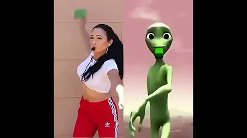 Dame Tu Cosita FIFA World Cup Football Version Green Alien Dance 2018