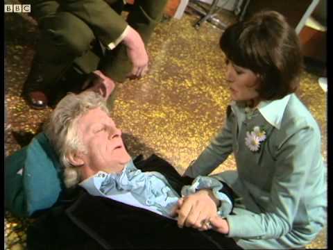 Third Doctor regenerates - Jon Pertwee to Tom Baker - Doctor Who - Planet of the Spiders - BBC