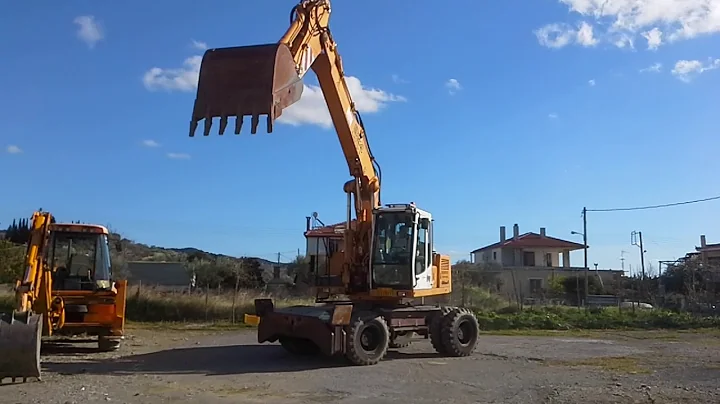 Liebherr A924 Litronic (2)