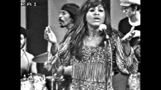 Ike & Tina Turner - Proud Mary live on Italian TV 1971