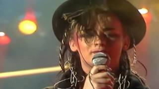 Culture Club - Do You Really Want To Hurt Me ( Clásicos De Oro En Vivo )